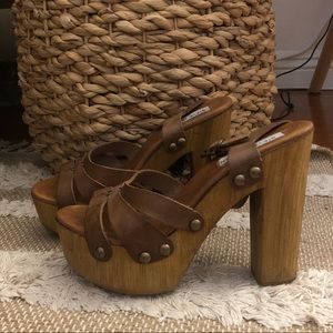 Steve Madden Brown Leather Wood Sandal Heels